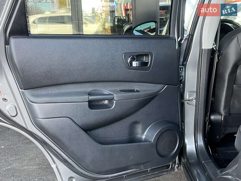 Внедорожник / Кроссовер Nissan Qashqai+2 2011 в Виннице