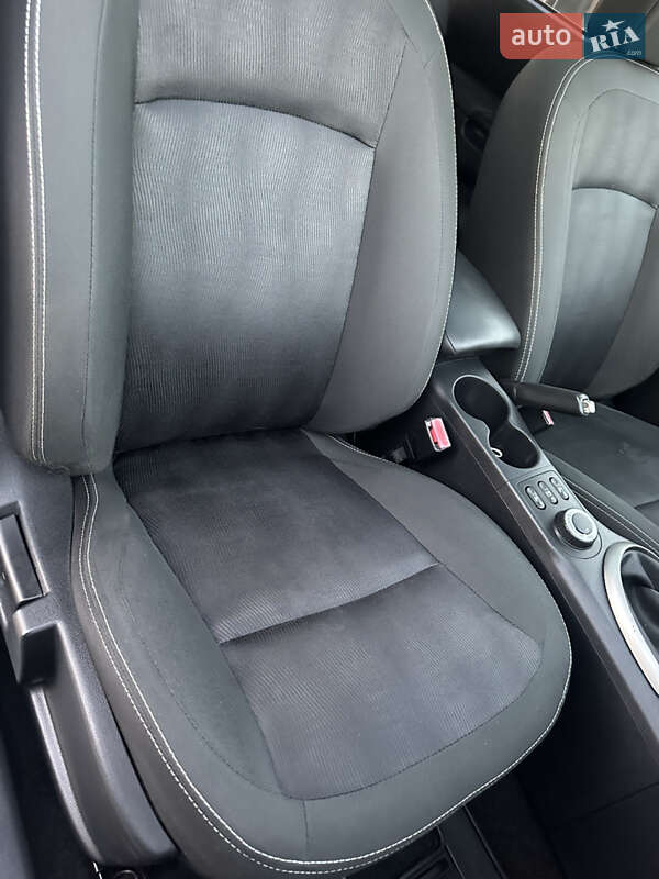 Внедорожник / Кроссовер Nissan Qashqai+2 2012 в Ровно фото 57 Внедорожник / Кроссовер Nissan Qashqai+2 2012 в Ровно