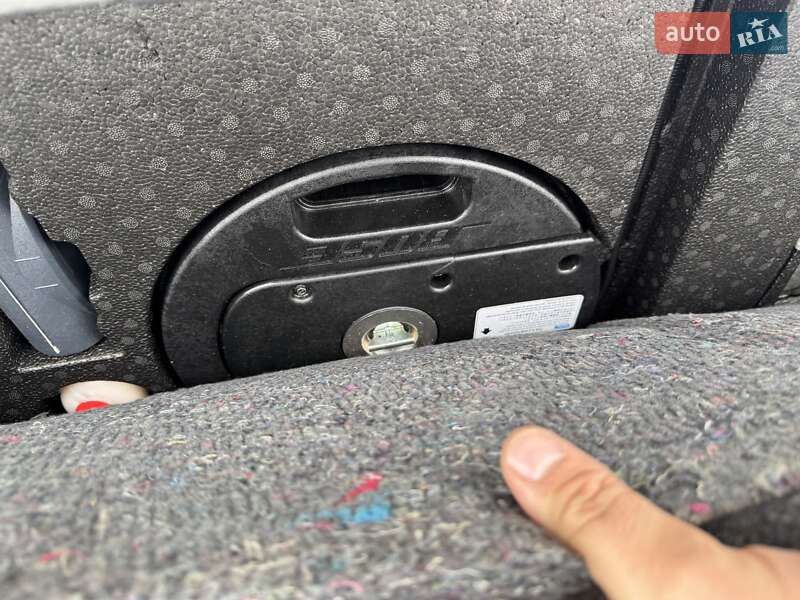 Внедорожник / Кроссовер Nissan Qashqai+2 2011 в Ровно фото 38 Внедорожник / Кроссовер Nissan Qashqai+2 2011 в Ровно