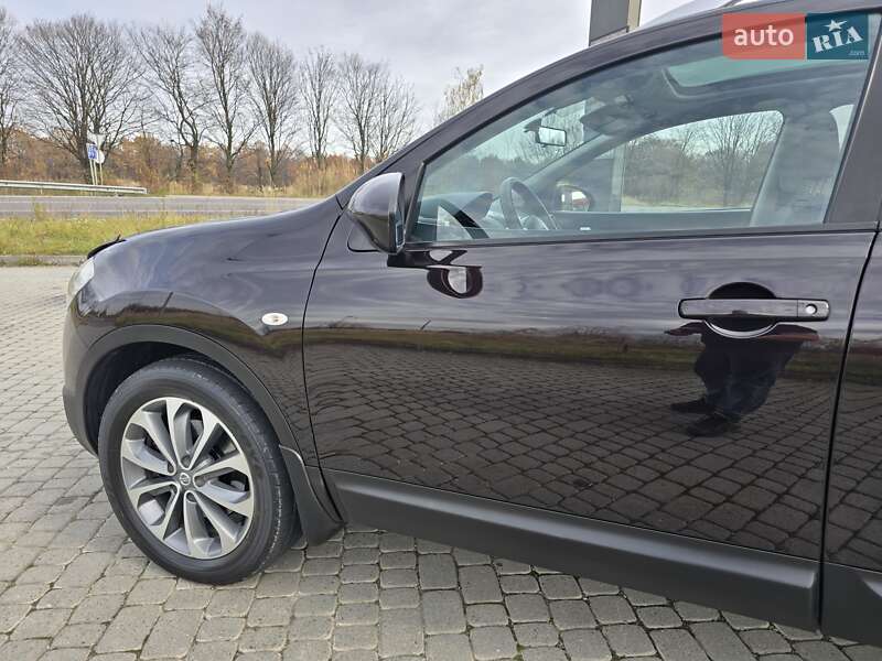 Внедорожник / Кроссовер Nissan Qashqai+2 2011 в Калуше