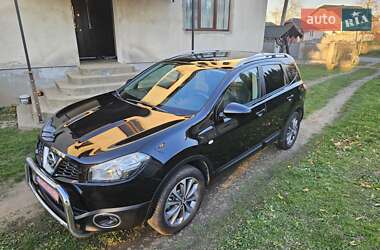 Внедорожник / Кроссовер Nissan Qashqai+2 2010 в Ивано-Франковске