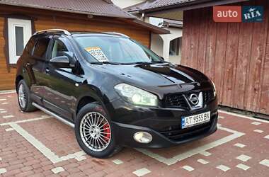 Позашляховик / Кросовер Nissan Qashqai+2 2013 в Косові