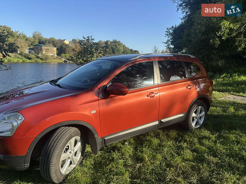 Внедорожник / Кроссовер Nissan Qashqai+2 2008 в Звягеле фото 2 Внедорожник / Кроссовер Nissan Qashqai+2 2008 в Звягеле