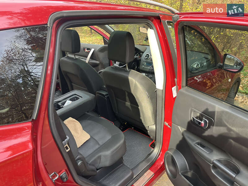 Внедорожник / Кроссовер Nissan Qashqai+2 2012 в Житомире