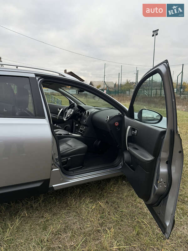 Внедорожник / Кроссовер Nissan Qashqai+2 2010 в Харькове