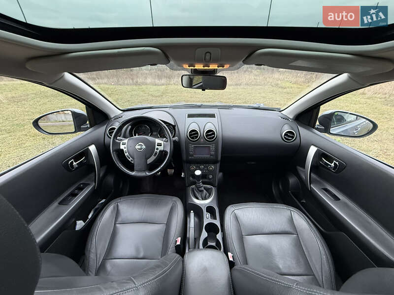 Внедорожник / Кроссовер Nissan Qashqai+2 2010 в Харькове