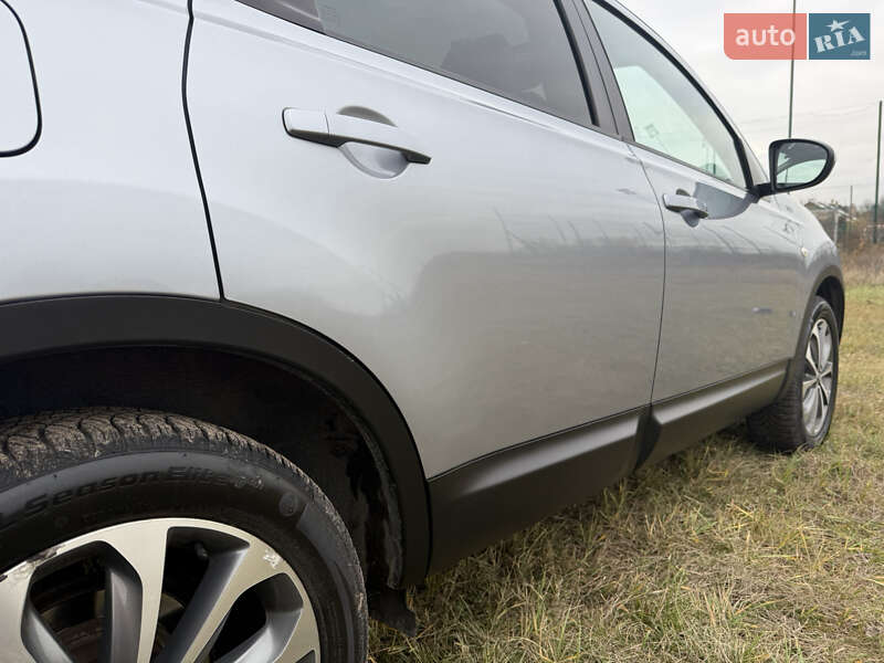 Внедорожник / Кроссовер Nissan Qashqai+2 2010 в Харькове