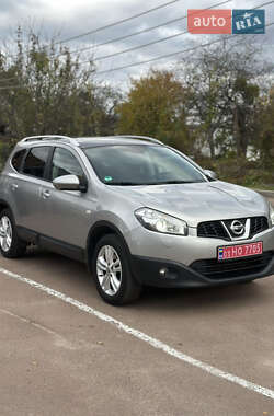 Внедорожник / Кроссовер Nissan Qashqai+2 2012 в Житомире