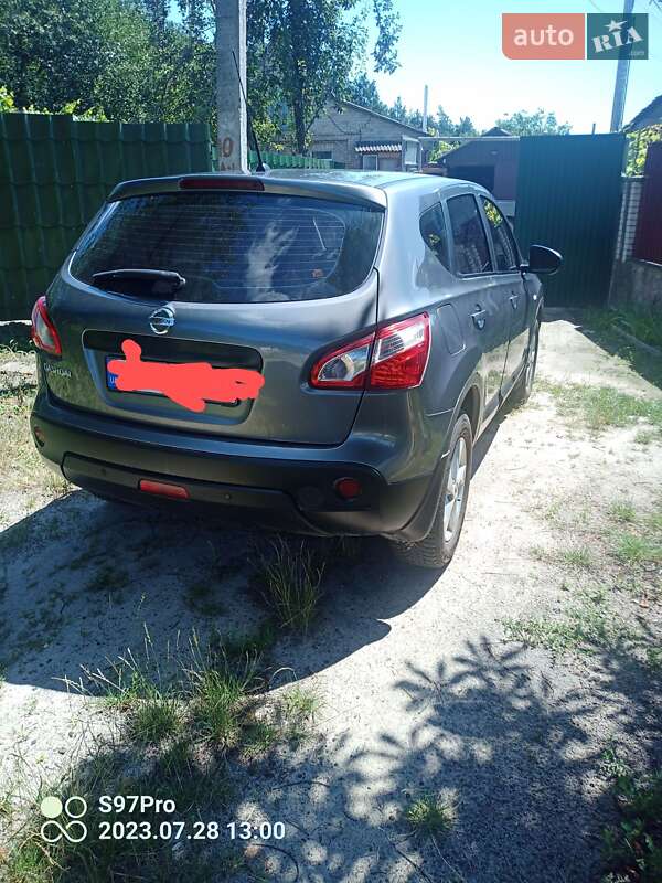 Позашляховик / Кросовер Nissan Qashqai+2 2013 в Києві