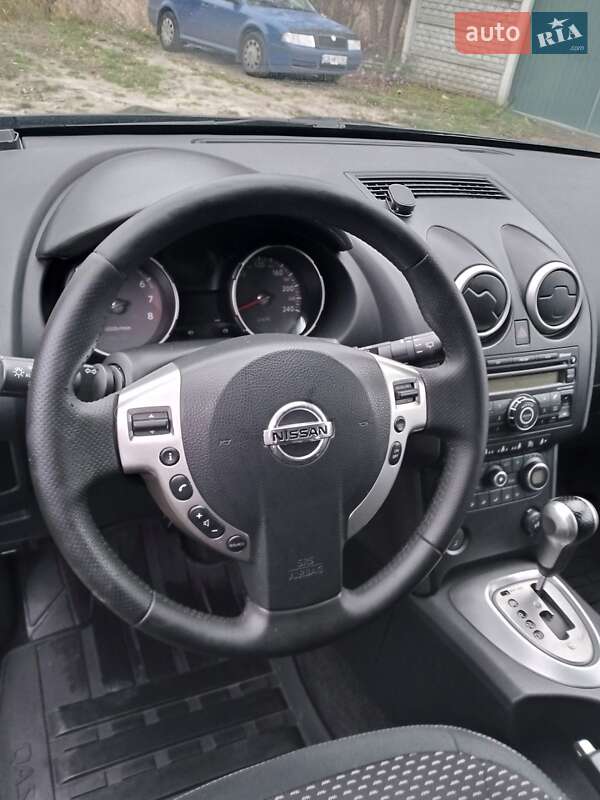 Внедорожник / Кроссовер Nissan Qashqai+2 2008 в Киеве