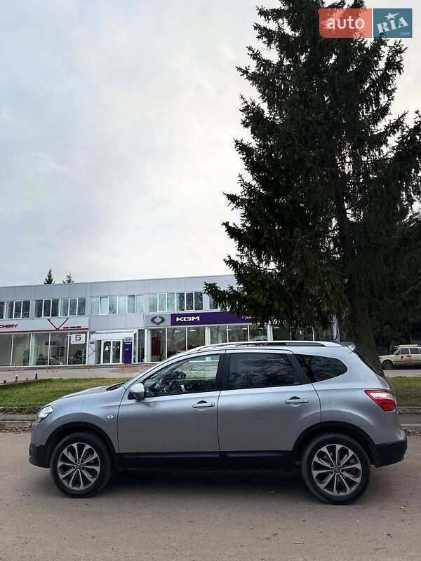 Позашляховик / Кросовер Nissan Qashqai+2 2010 в Сумах фото 20 Позашляховик / Кросовер Nissan Qashqai+2 2010 в Сумах
