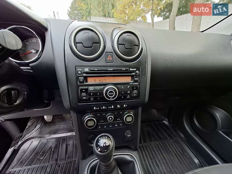 Внедорожник / Кроссовер Nissan Qashqai+2 2008 в Ровно