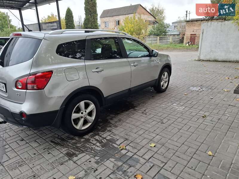 Внедорожник / Кроссовер Nissan Qashqai+2 2008 в Ровно