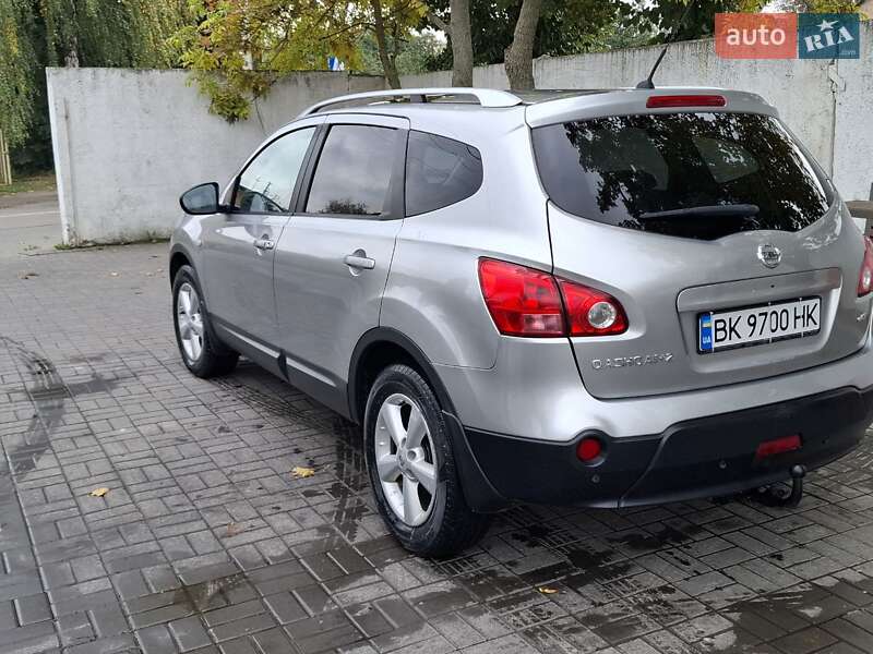 Внедорожник / Кроссовер Nissan Qashqai+2 2008 в Ровно