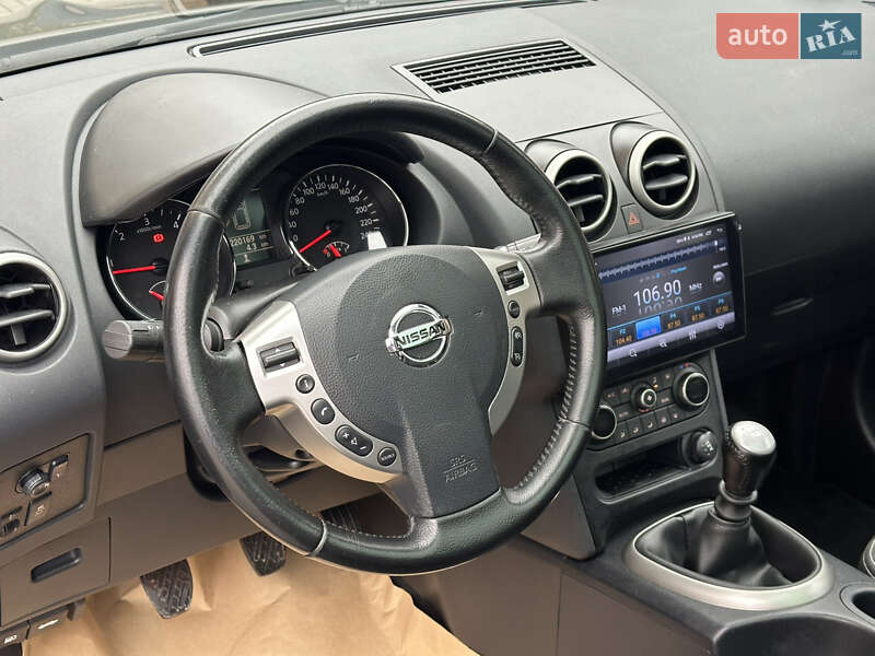 Внедорожник / Кроссовер Nissan Qashqai+2 2011 в Луцке фото 24 Внедорожник / Кроссовер Nissan Qashqai+2 2011 в Луцке