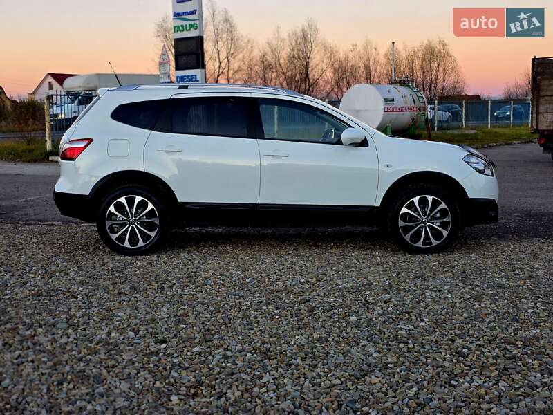 Внедорожник / Кроссовер Nissan Qashqai+2 2011 в Калуше фото 6 Внедорожник / Кроссовер Nissan Qashqai+2 2011 в Калуше