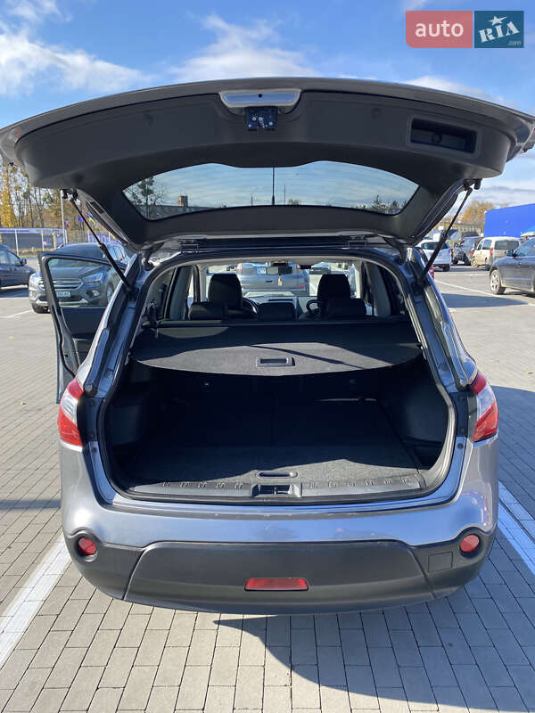 Внедорожник / Кроссовер Nissan Qashqai+2 2011 в Умани фото 21 Внедорожник / Кроссовер Nissan Qashqai+2 2011 в Умани