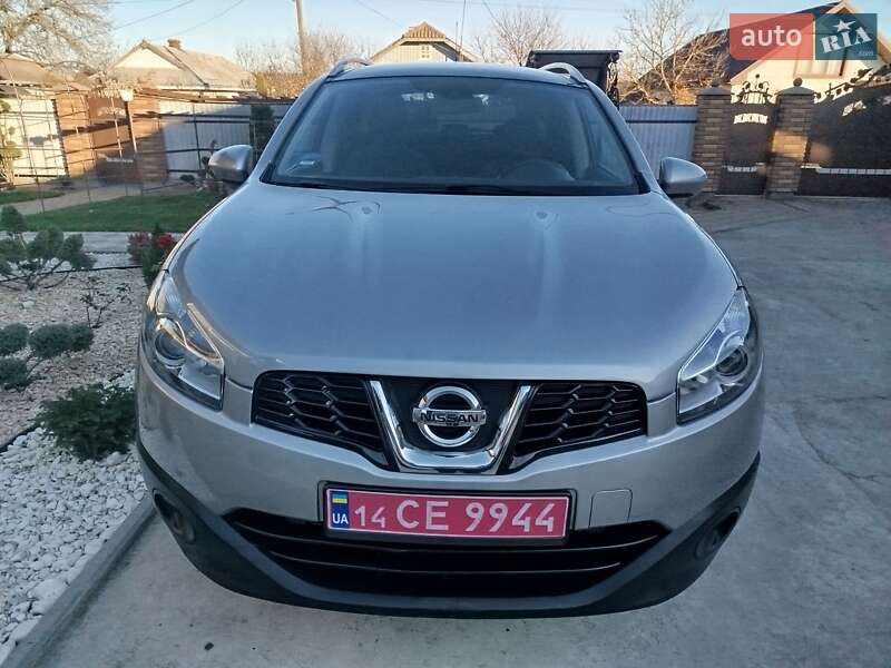 Позашляховик / Кросовер Nissan Qashqai+2 2011 в Тлумачі