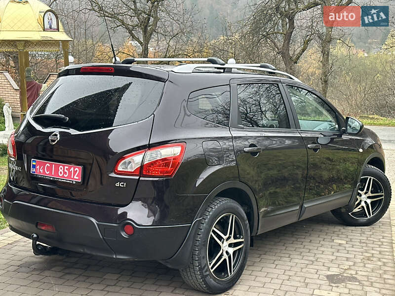 Внедорожник / Кроссовер Nissan Qashqai+2 2011 в Коломые фото 66 Внедорожник / Кроссовер Nissan Qashqai+2 2011 в Коломые