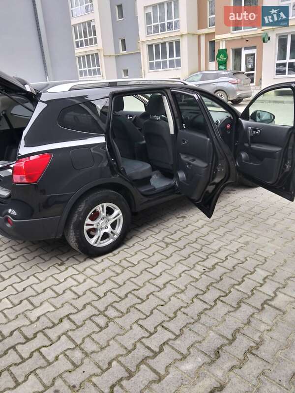 Позашляховик / Кросовер Nissan Qashqai+2 2009 в Тернополі фото 18 Позашляховик / Кросовер Nissan Qashqai+2 2009 в Тернополі