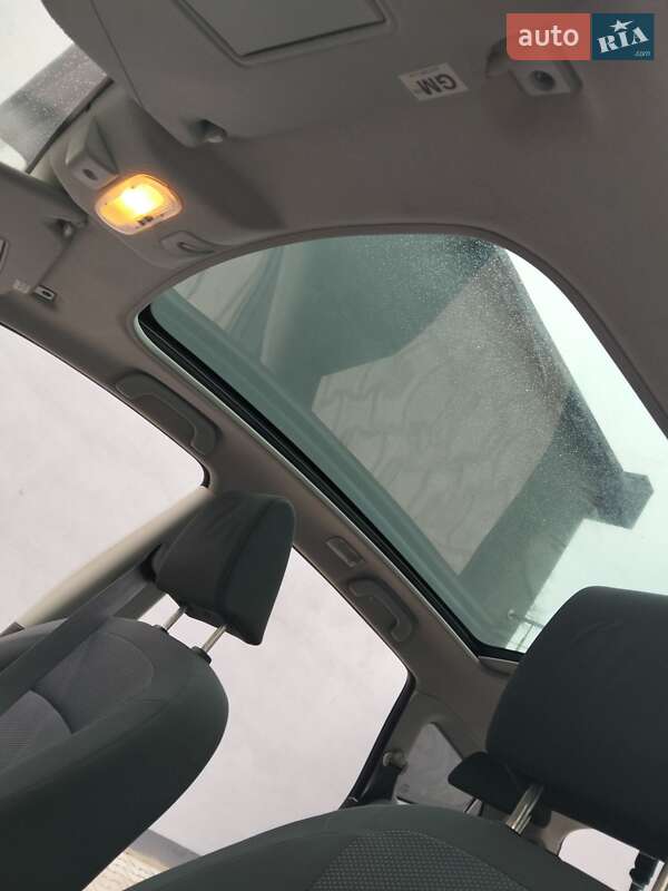 Позашляховик / Кросовер Nissan Qashqai+2 2009 в Тернополі фото 23 Позашляховик / Кросовер Nissan Qashqai+2 2009 в Тернополі