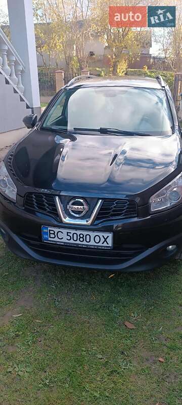 Nissan Qashqai+2 2012