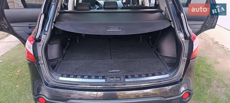 Внедорожник / Кроссовер Nissan Qashqai+2 2012 в Новояворовске фото 28 Внедорожник / Кроссовер Nissan Qashqai+2 2012 в Новояворовске