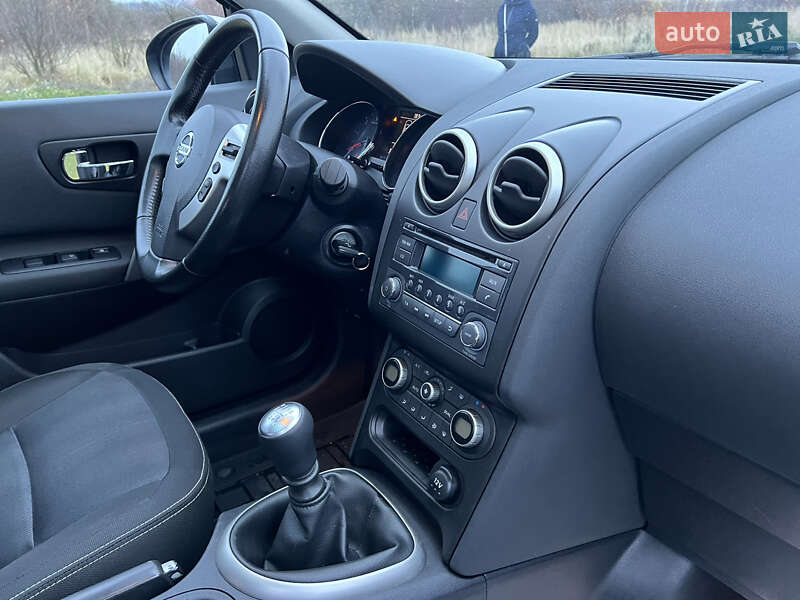 Внедорожник / Кроссовер Nissan Qashqai+2 2011 в Луцке