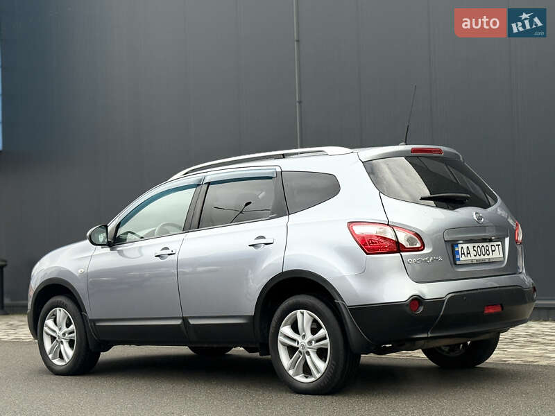 Внедорожник / Кроссовер Nissan Qashqai+2 2012 в Киеве