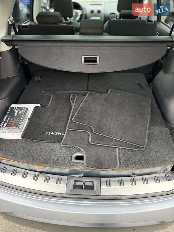 Внедорожник / Кроссовер Nissan Qashqai+2 2012 в Киеве