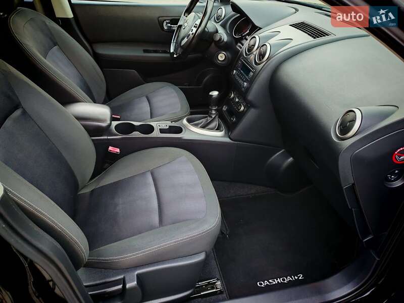 Позашляховик / Кросовер Nissan Qashqai+2 2011 в Стрию