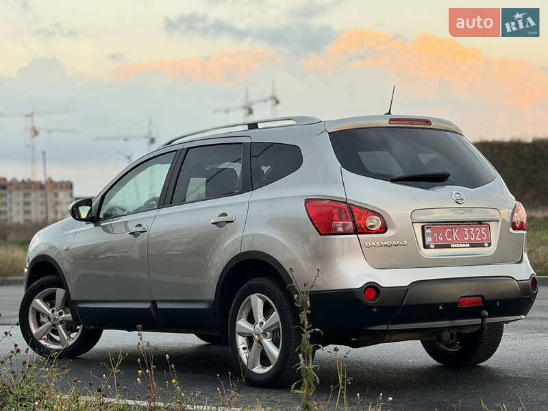 Позашляховик / Кросовер Nissan Qashqai+2 2010 в Вінниці