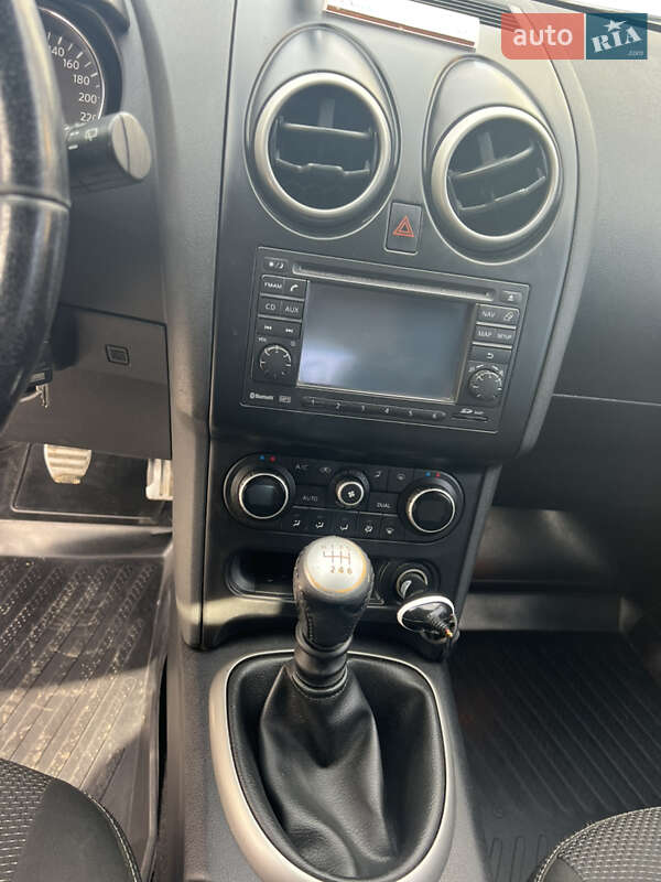 Внедорожник / Кроссовер Nissan Qashqai+2 2011 в Яремче