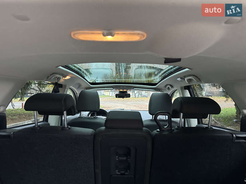 Позашляховик / Кросовер Nissan Qashqai+2 2011 в Києві