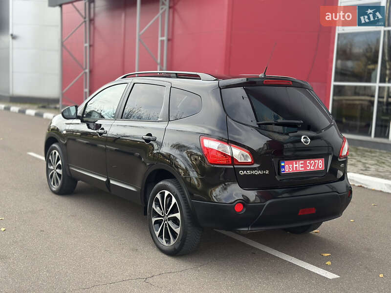 Внедорожник / Кроссовер Nissan Qashqai+2 2013 в Киеве