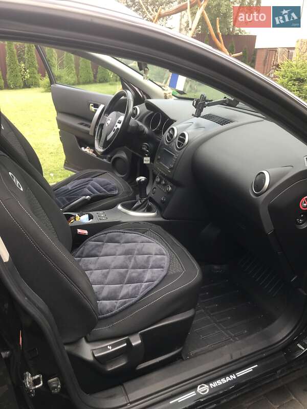 Внедорожник / Кроссовер Nissan Qashqai+2 2009 в Дублянах