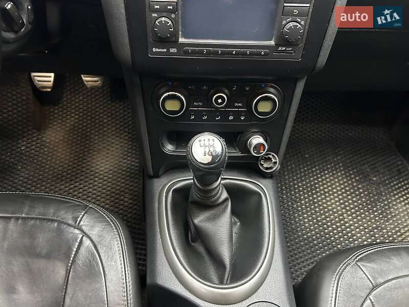 Внедорожник / Кроссовер Nissan Qashqai+2 2010 в Черновцах