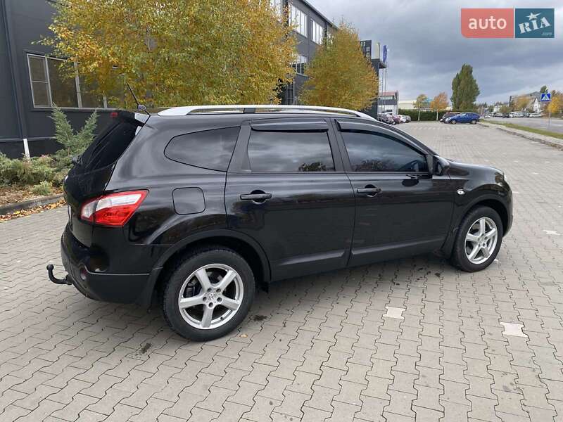 Позашляховик / Кросовер Nissan Qashqai+2 2012 в Білій Церкві фото 6 Позашляховик / Кросовер Nissan Qashqai+2 2012 в Білій Церкві