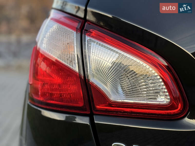 Внедорожник / Кроссовер Nissan Qashqai+2 2012 в Дрогобыче фото 28 Внедорожник / Кроссовер Nissan Qashqai+2 2012 в Дрогобыче