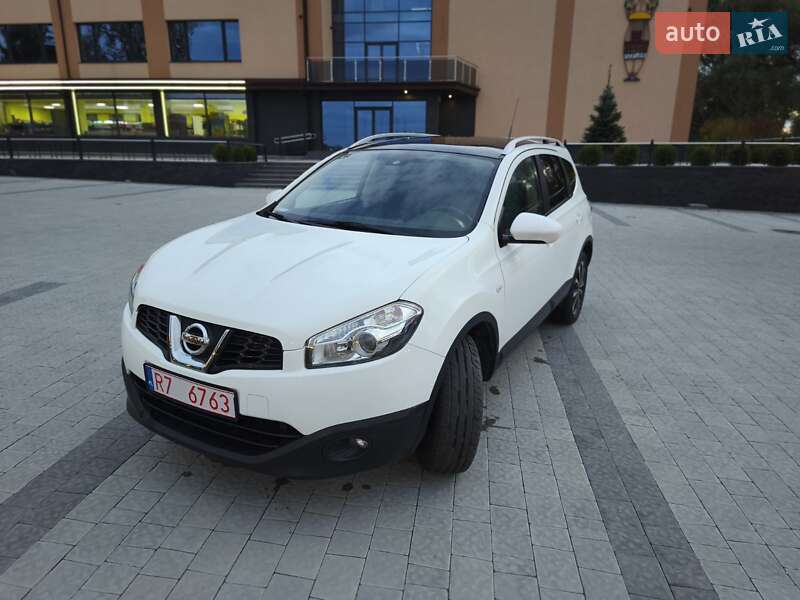 Позашляховик / Кросовер Nissan Qashqai+2 2010 в Львові фото 4 Позашляховик / Кросовер Nissan Qashqai+2 2010 в Львові