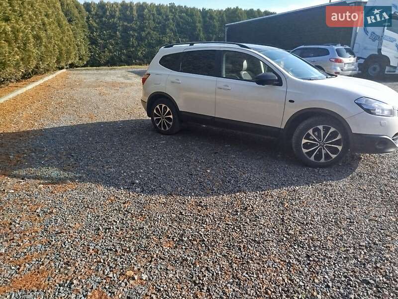 Внедорожник / Кроссовер Nissan Qashqai+2 2013 в Ивано-Франковске фото 11 Внедорожник / Кроссовер Nissan Qashqai+2 2013 в Ивано-Франковске