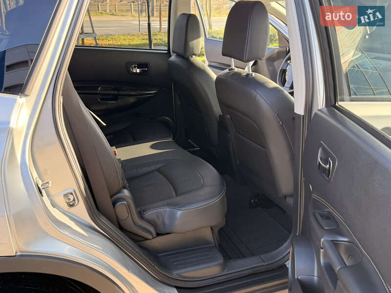 Внедорожник / Кроссовер Nissan Qashqai+2 2011 в Ковеле фото 16 Внедорожник / Кроссовер Nissan Qashqai+2 2011 в Ковеле