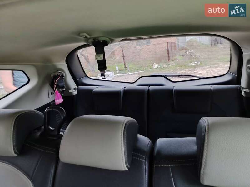 Внедорожник / Кроссовер Nissan Qashqai+2 2010 в Харькове