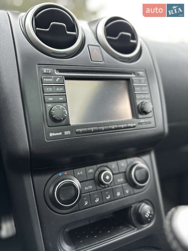 Внедорожник / Кроссовер Nissan Qashqai+2 2012 в Луцке фото 30 Внедорожник / Кроссовер Nissan Qashqai+2 2012 в Луцке