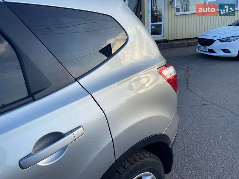 Внедорожник / Кроссовер Nissan Qashqai+2 2011 в Полтаве