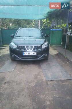 Позашляховик / Кросовер Nissan Qashqai+2 2011 в Золотоноші