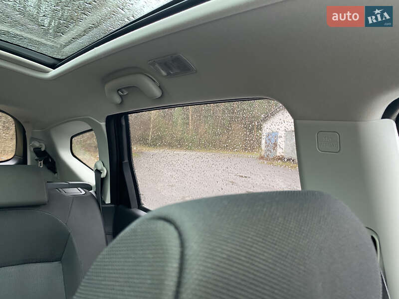 Внедорожник / Кроссовер Nissan Qashqai+2 2011 в Радивилове фото 71 Внедорожник / Кроссовер Nissan Qashqai+2 2011 в Радивилове