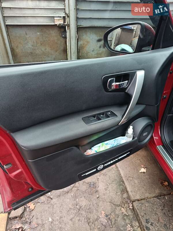 Внедорожник / Кроссовер Nissan Qashqai+2 2010 в Ирпене