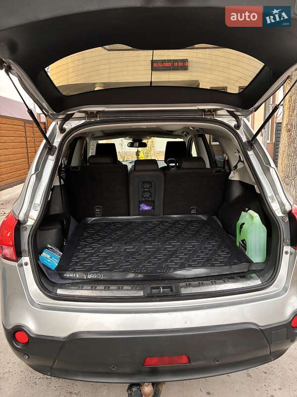 Внедорожник / Кроссовер Nissan Qashqai+2 2008 в Буче