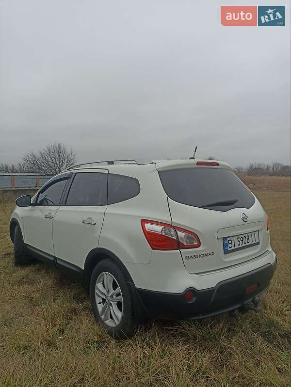 Внедорожник / Кроссовер Nissan Qashqai+2 2012 в Решетиловке фото 11 Внедорожник / Кроссовер Nissan Qashqai+2 2012 в Решетиловке